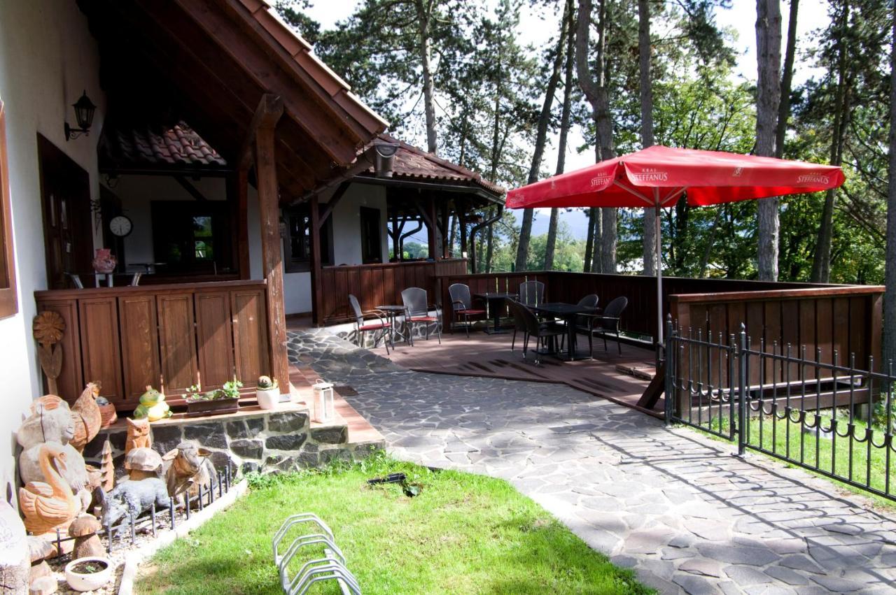 Penzion Martinov Dvor Zilina Exterior photo